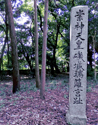 奈良縣櫻井市金屋 志貴御縣坐神社境內